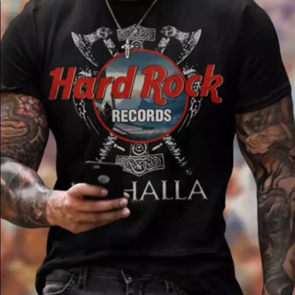 Hard Rock T-shirt New ‼️‼️SALE‼️‼️